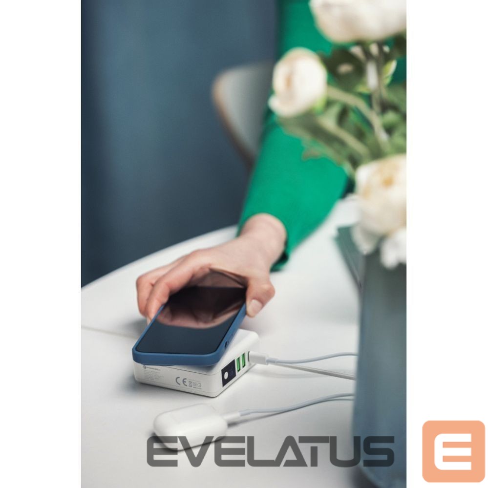Adapteris Forcell Multifunction charger Forcell F-Energy 4in1 2 x USB A + USB C 15W + power bank 8000mAh + wireless charging white