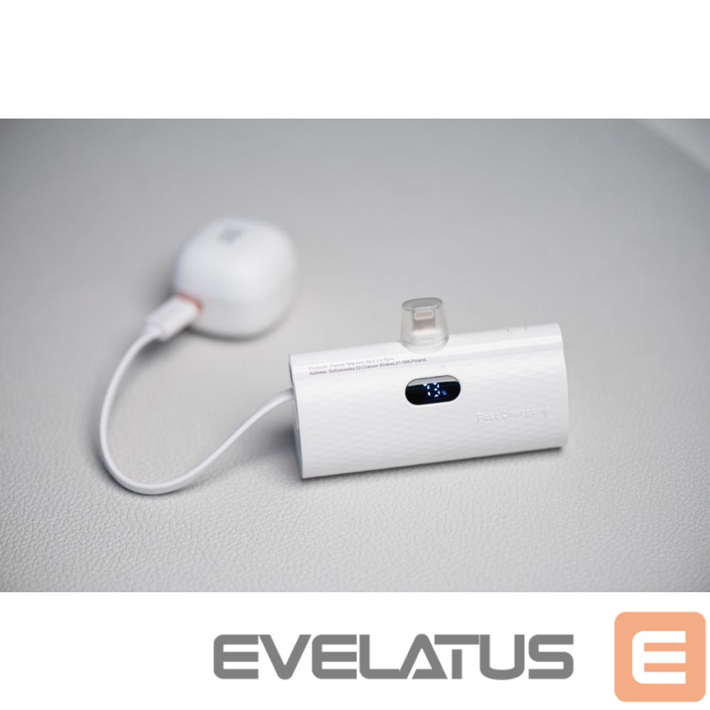 Ārējais akumulators Forcell Powerbank Forcell F-Energy Power Plug F5K3 PD 20W 5000 mAh with built-in connector Lightning white