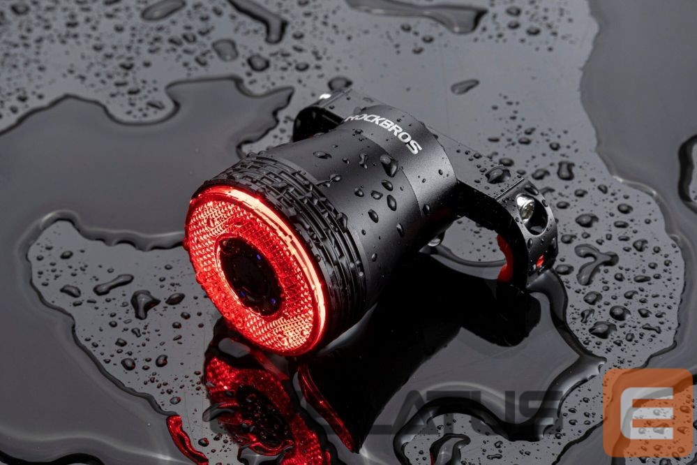 Piederums velosipēdiem Rockbros Rockbros Q5 Rear Bike Light with Intelligent Stop System - Black
